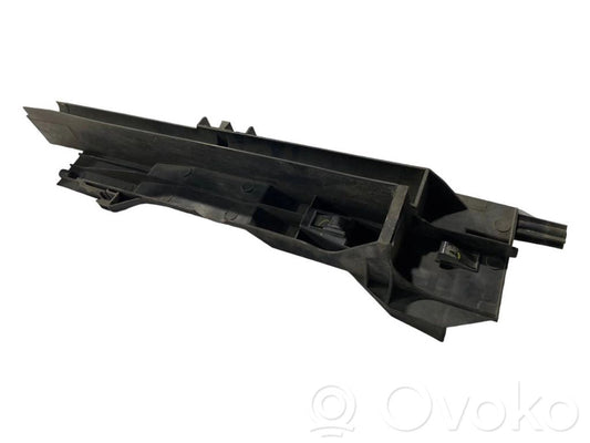 Radiatora (-u) turētājs / kronšteins