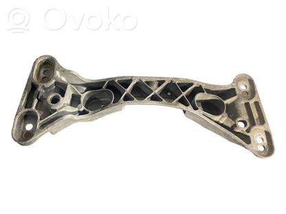 Pārnesumkārbas stiprinājuma kronšteins