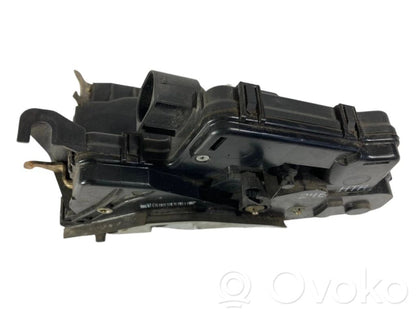 Aizmugurē slēdzene