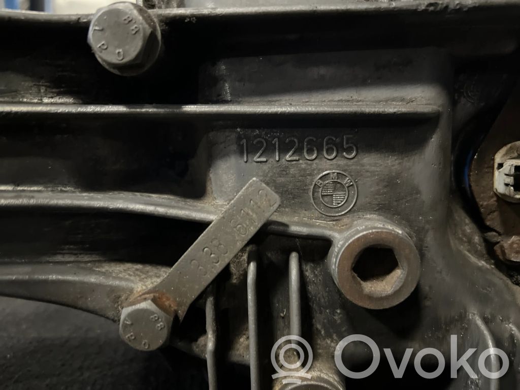 Aizmugurējais reduktors