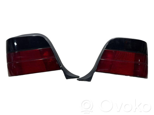 Aizmugurējo lukturu komplekts