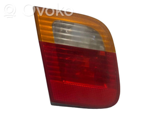 Taillight in the hood