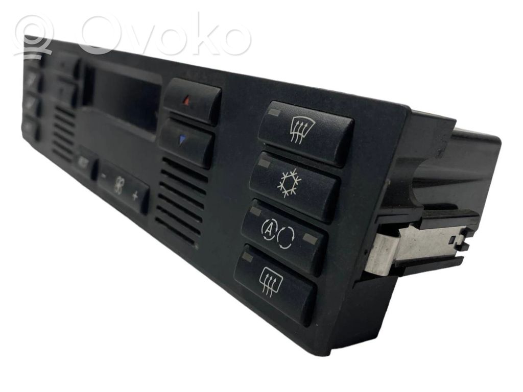 Gaisa kondicioniera / klimata kontroles / salona apsildes vadības bloks (salonā)