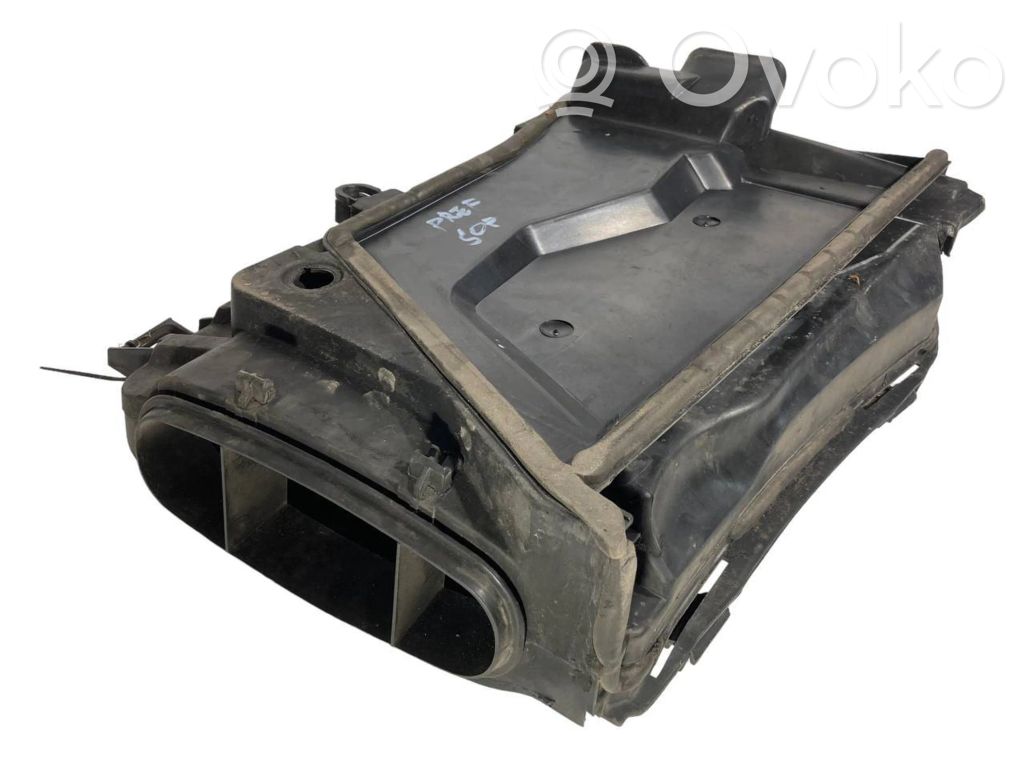 Salona gaisa mezgla plastmasas korpuss