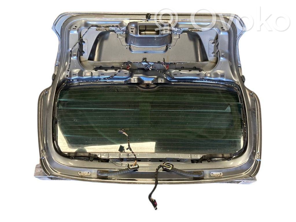 Aizmugurējais pārsegs (bagāžnieks)