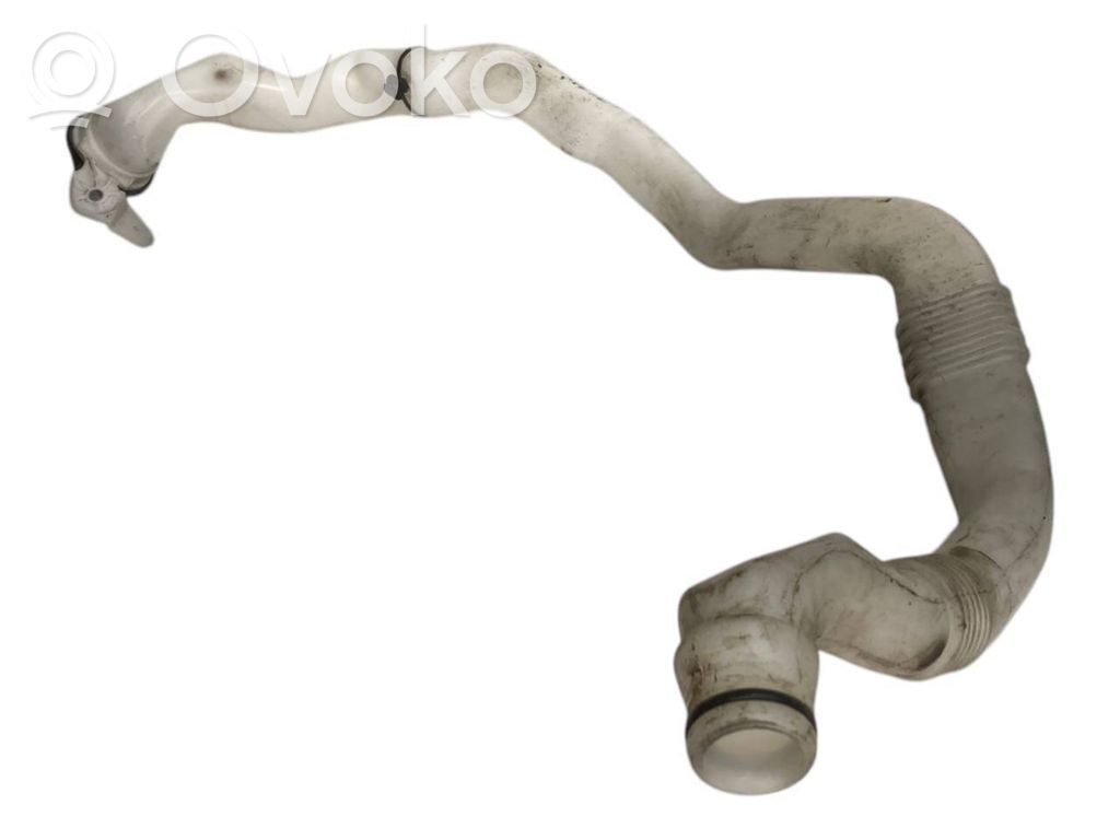 Washer fluid pipe(s) for the front window
