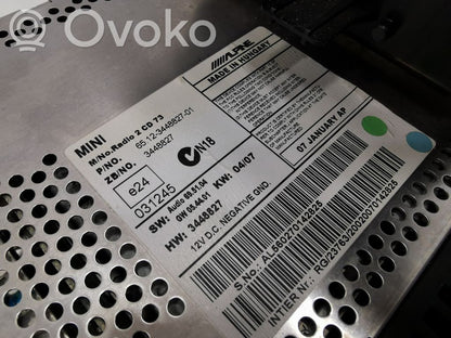 Radio / CD/DVD atskaņotājs / navigācija