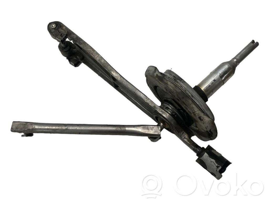 Switching mechanism (sliding mechanism)