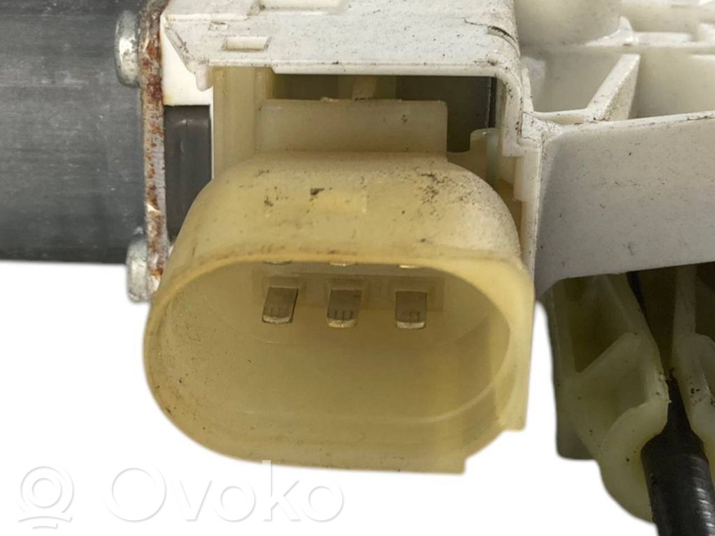 Priekšpusē elektriskā loga pacelšanas mehānisma komplekts