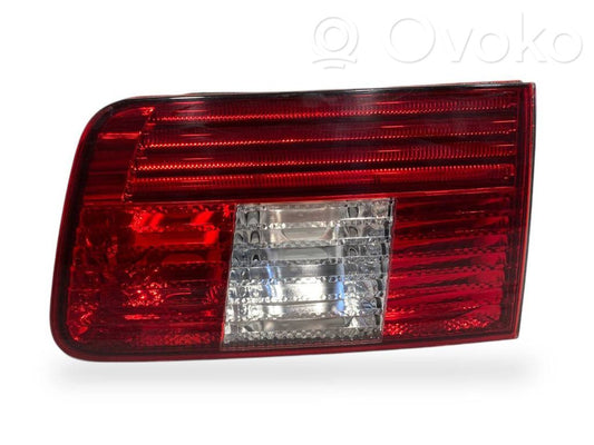 Taillight in the hood