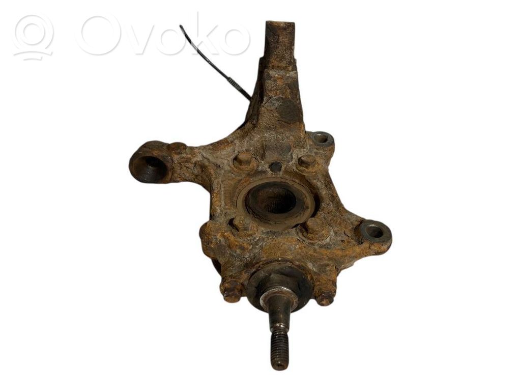 Priekšējā riteņa rumbas vārpstas šarnīrs (stupica, capfa)