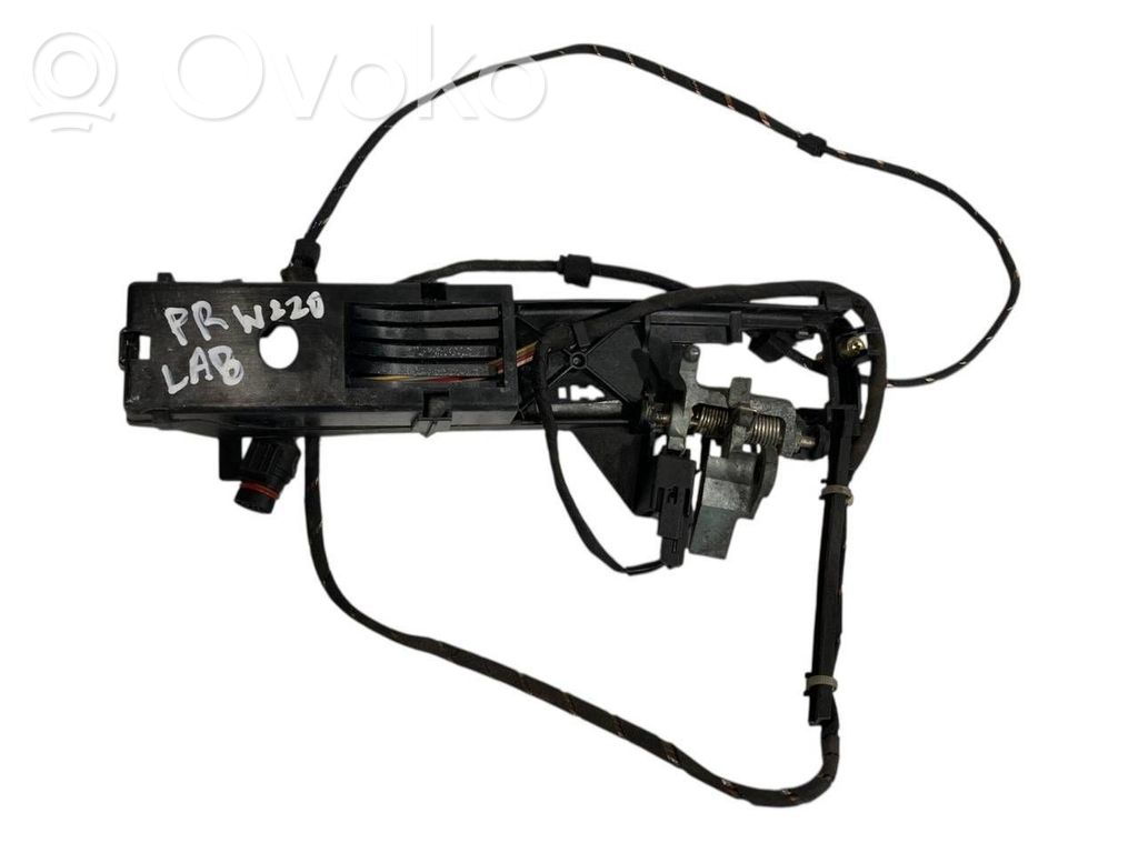 External opening handle