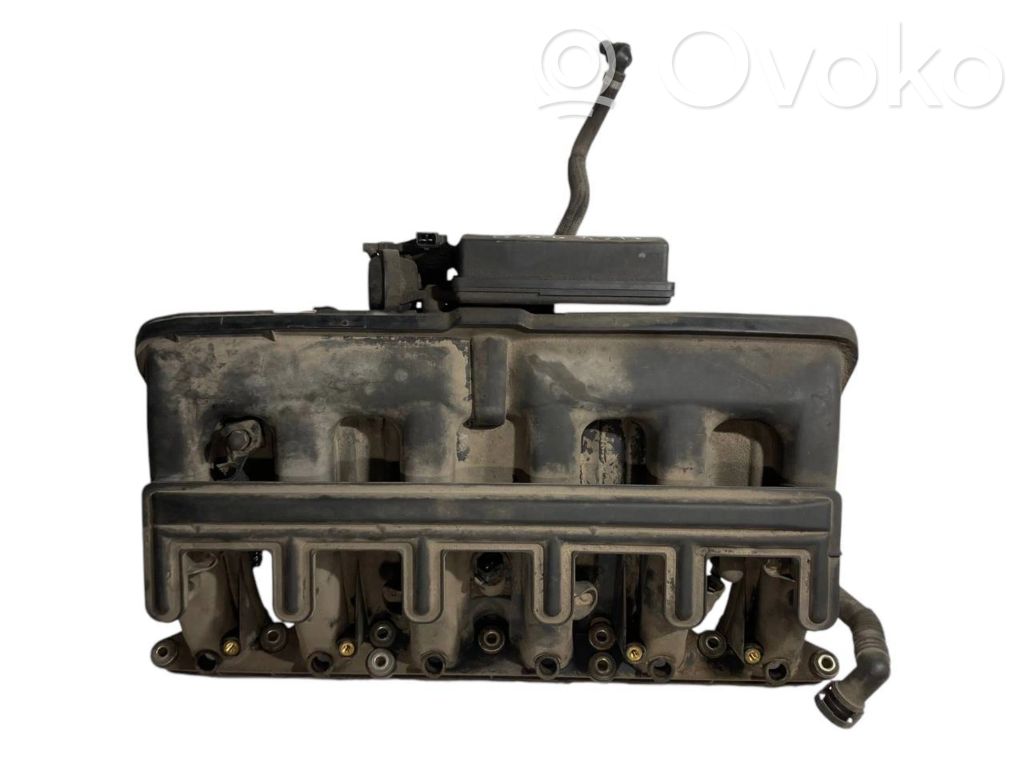 Впускной коллектор