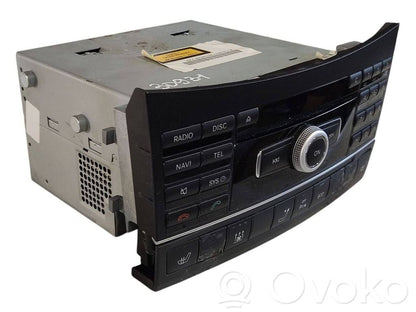Radio / CD/DVD atskaņotājs / navigācija