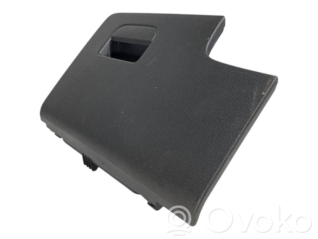 Mantu nodalījuma pārsegs - vāks