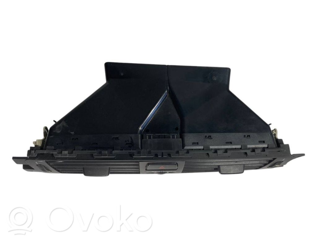 Centrālais gaisa ventilācijas režģis