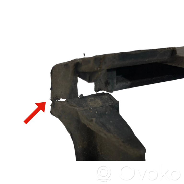 Apakšējais režģis (trīsdaļīgs)