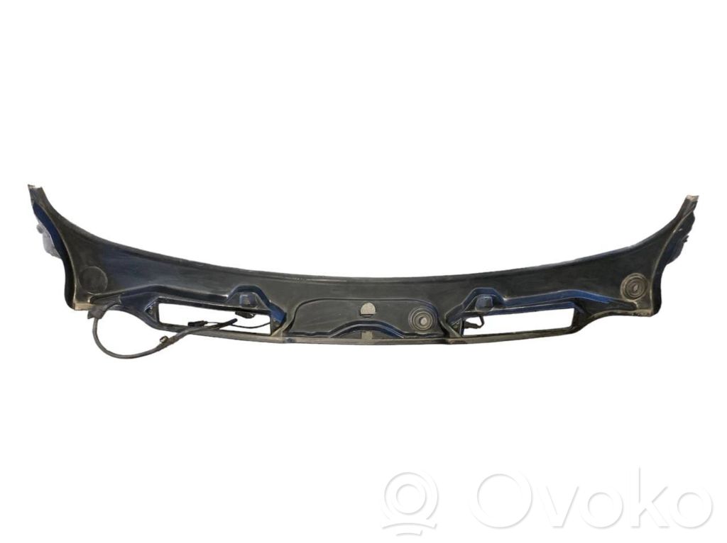 Stikla tīrītāja slotiņas