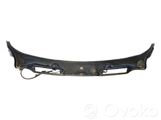 Stikla tīrītāja slotiņas