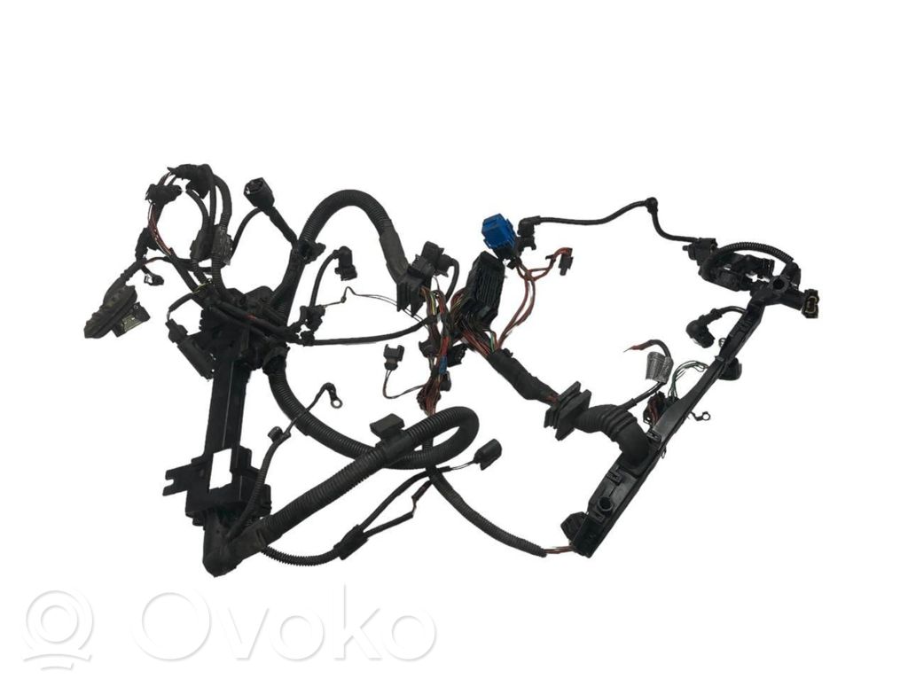 Dzinēja vadu instalācija