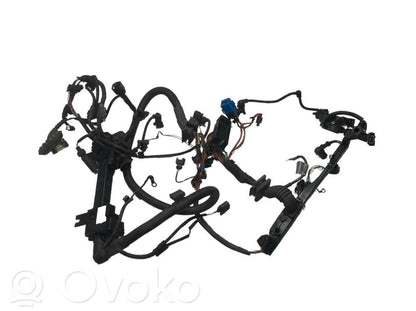 Dzinēja vadu instalācija