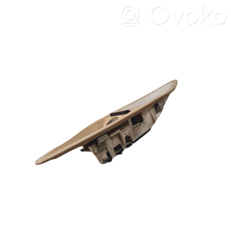 Cita veida salona apgaismojums