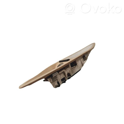 Cita veida salona apgaismojums