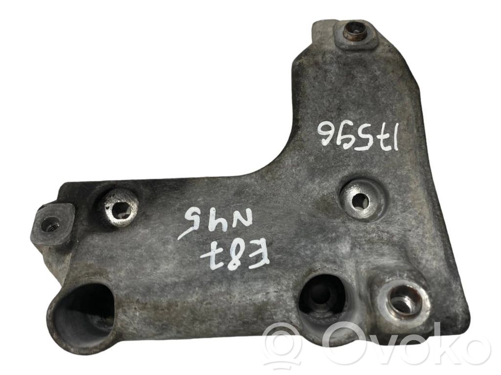 Gaisa kondicionēšanas kompresora stiprinājums