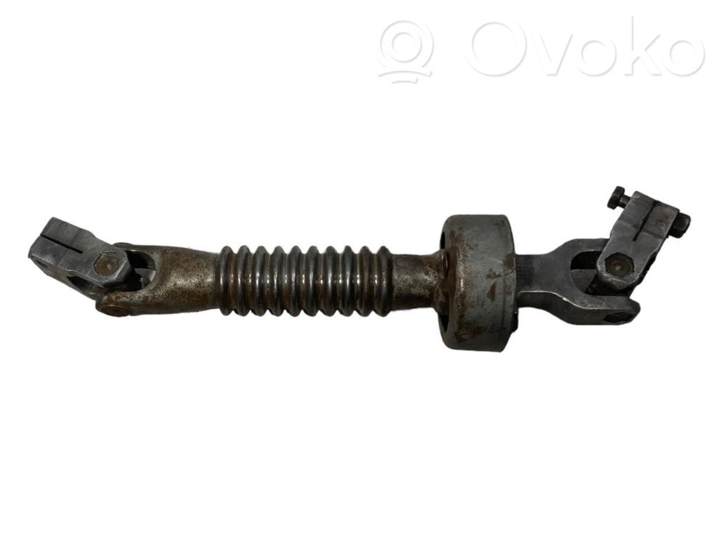 Stūresrata ass krustsavienojums