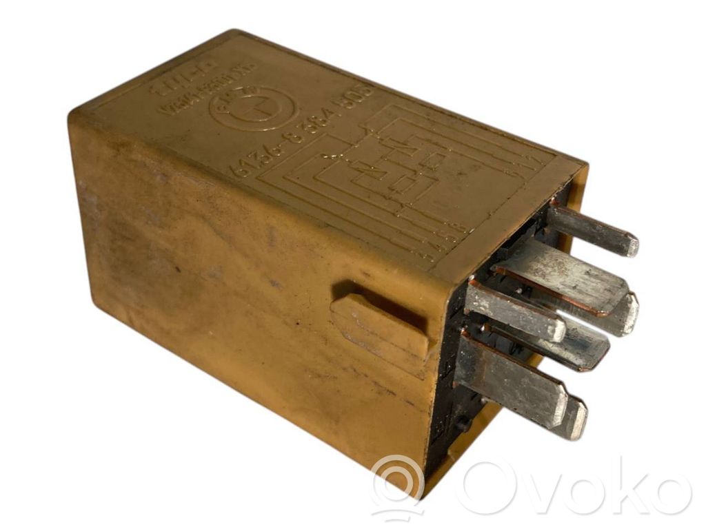 Logu tīrītāju relejs