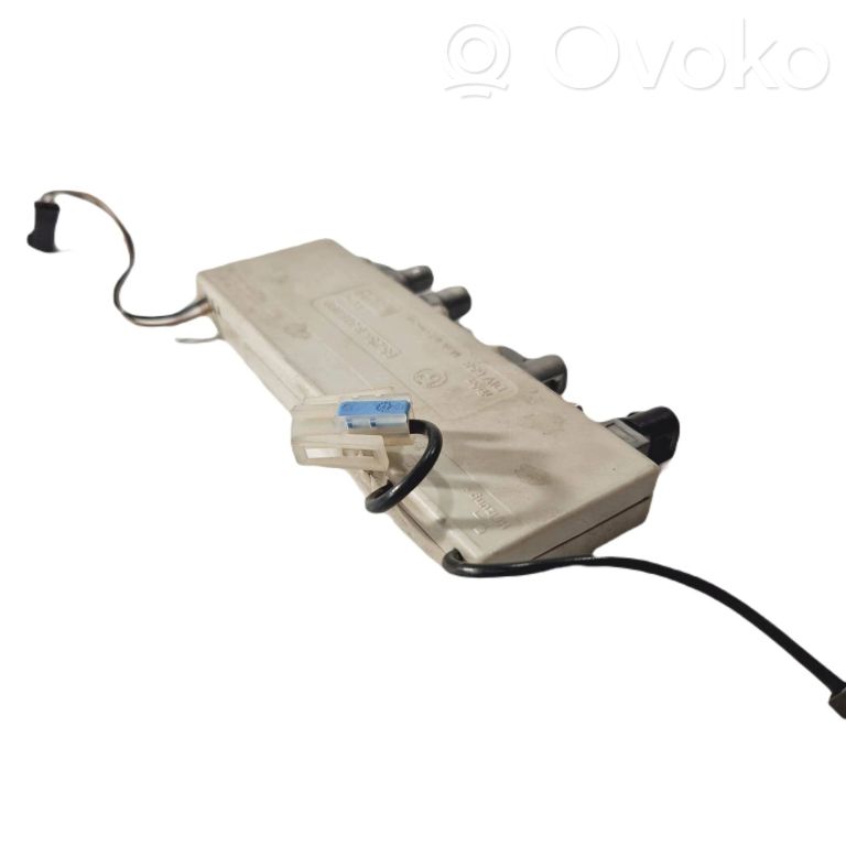 Antenas vadības bloks