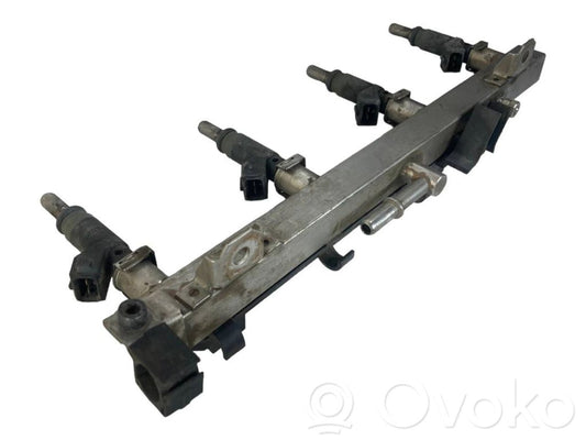 Degvielas maģistrālā caurule