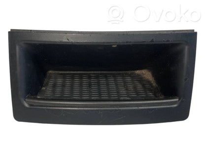 Mantu nodalījums centrālā konsole