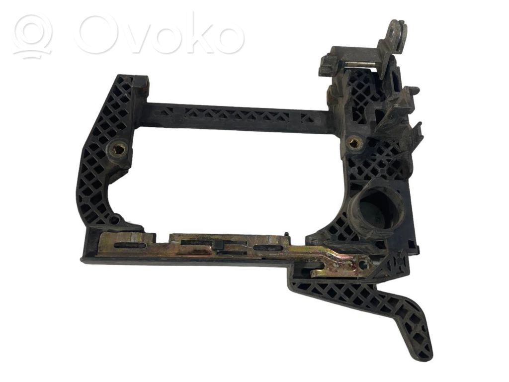 Holder/bracket for external opening handle at the front
