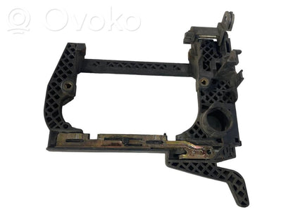 Holder/bracket for external opening handle at the front