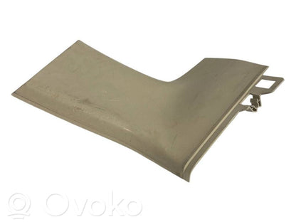 (D) statņa dekoratīvā apdare (augšdaļa)