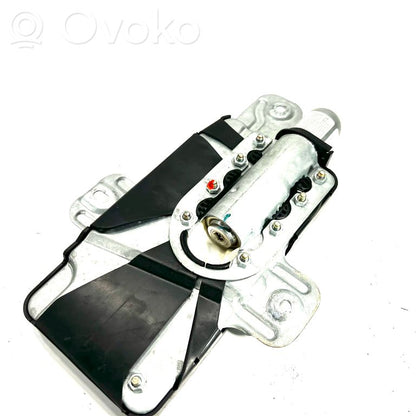 Priekšējo durvju drošības spilvens