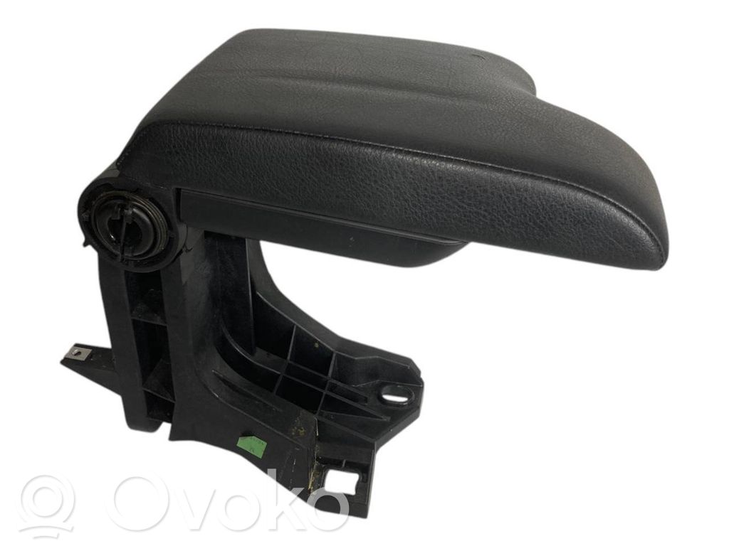 Подлокотник