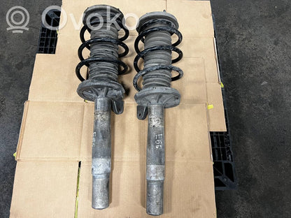 Priekšpusē amortizators