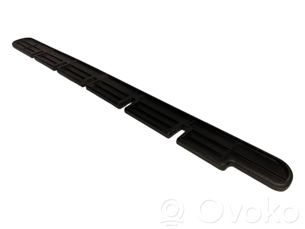 Other type of trunk decorative trim part