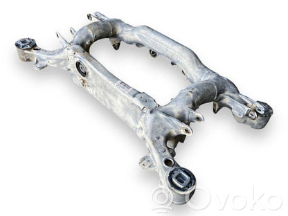 Pusrāmis aizmugurējais / priekšējais