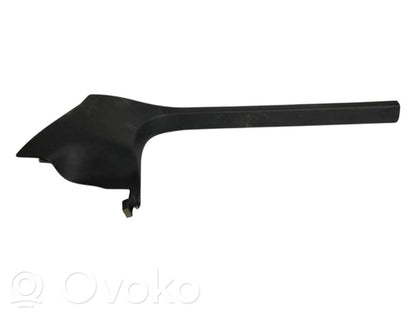 Priekšējā sliekšņa dekoratīvā apdare (iekšējā)