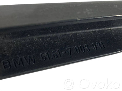 Priekšējā loga tīrītāja kājiņa