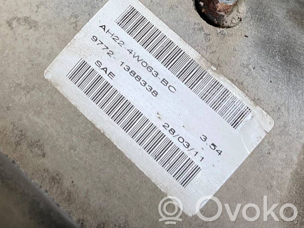 Aizmugurējais reduktors