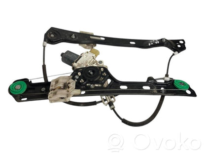 Priekšpusē elektriskā loga pacelšanas mehānisma komplekts