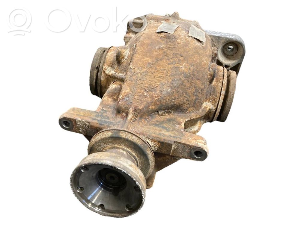 Aizmugurējais reduktors