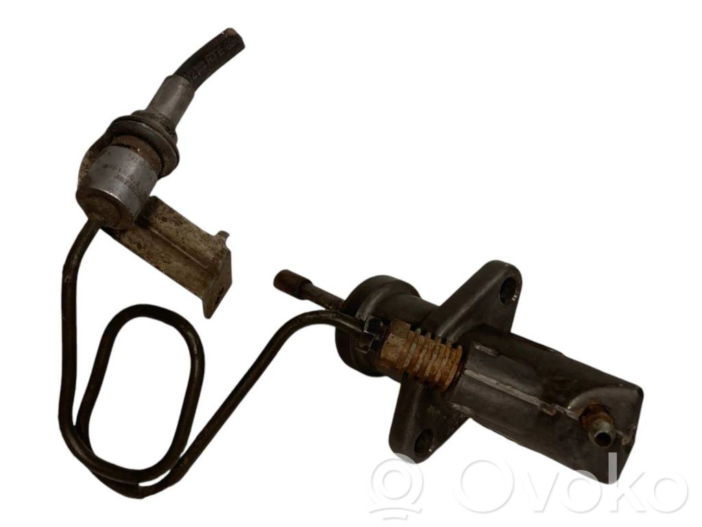 Galvenais sajūga cilindrs