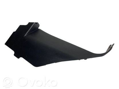 Kāju zonas sānu dekoratīvā apdare