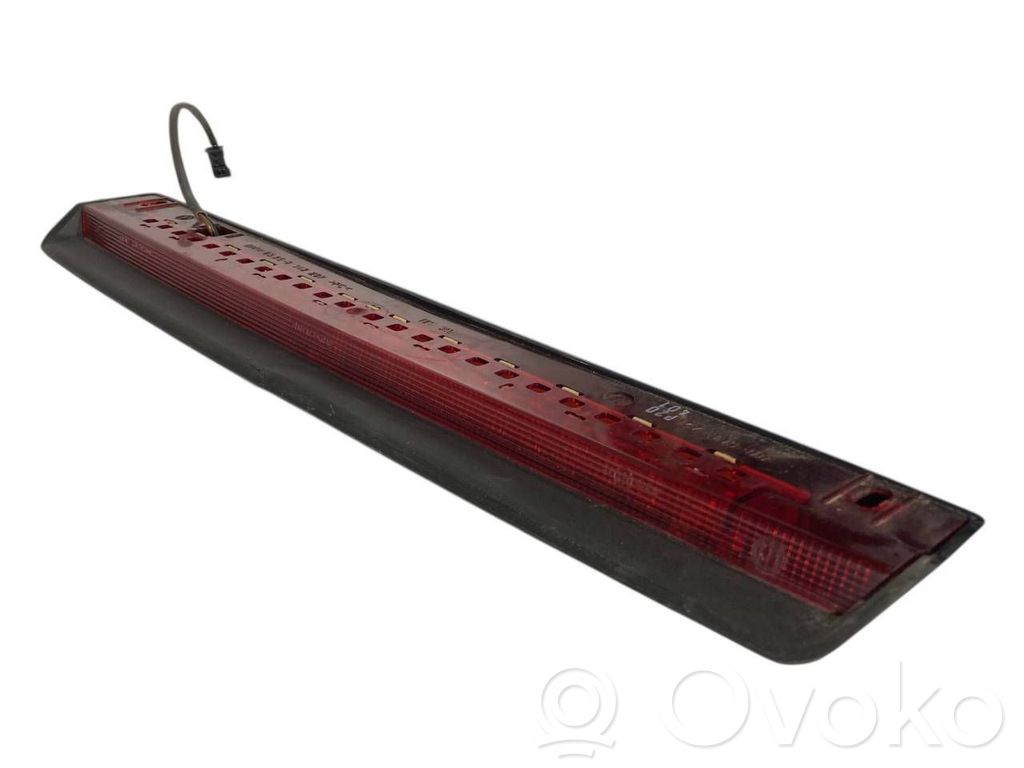 Papildu bremžu signāla lukturis