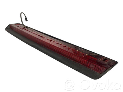 Papildu bremžu signāla lukturis